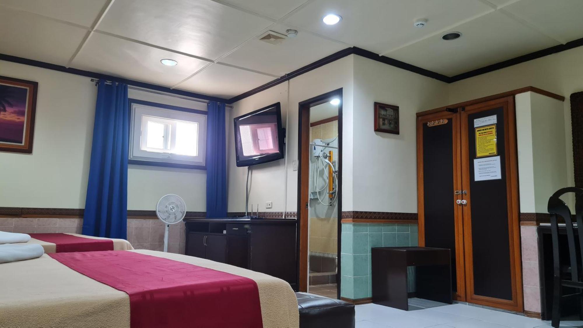 Tiger Hotel 安吉利斯 外观 照片