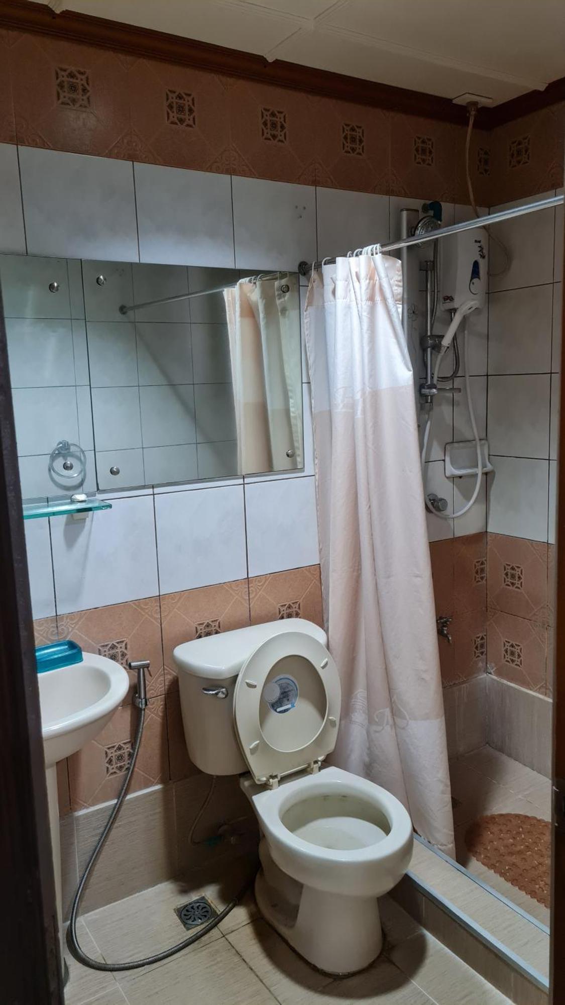 Tiger Hotel 安吉利斯 外观 照片